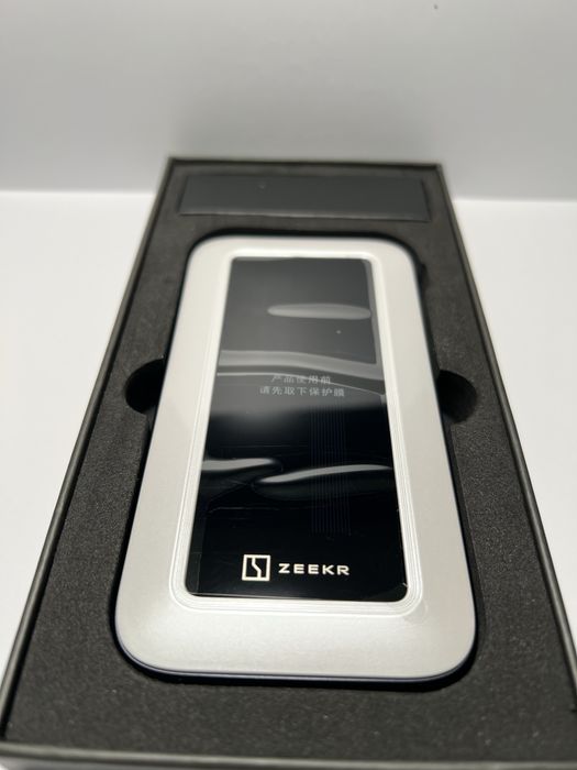 Powerbank Zeekr. (Пауэрбанк).