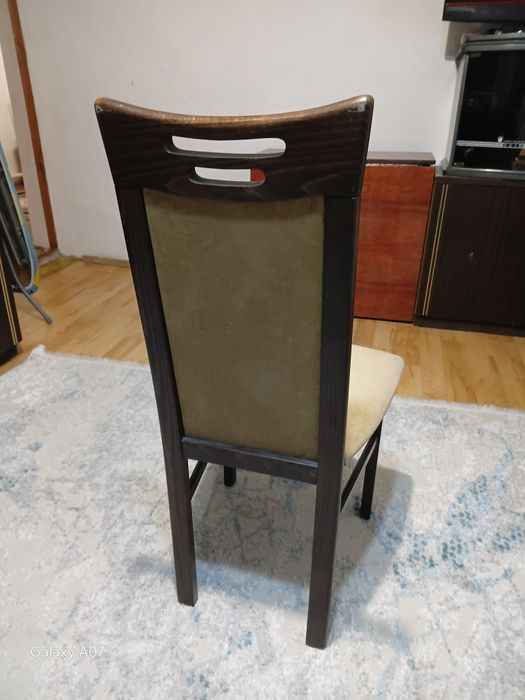 Срочно продам стулья