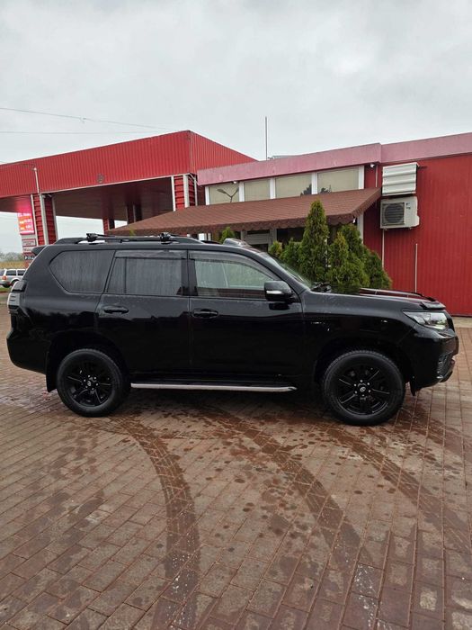 Toyota Land Cruiser 2.8 D-4D Executive Dark Chrome 2023 Full 7 loc