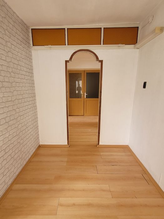 Дава се под наем Етаж от къща в Асеновград - 90 кв.м за 229.5 € - Снимка #7