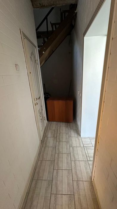 Продам два дома на одном участке,