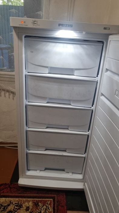 Продам морозильник POZIS