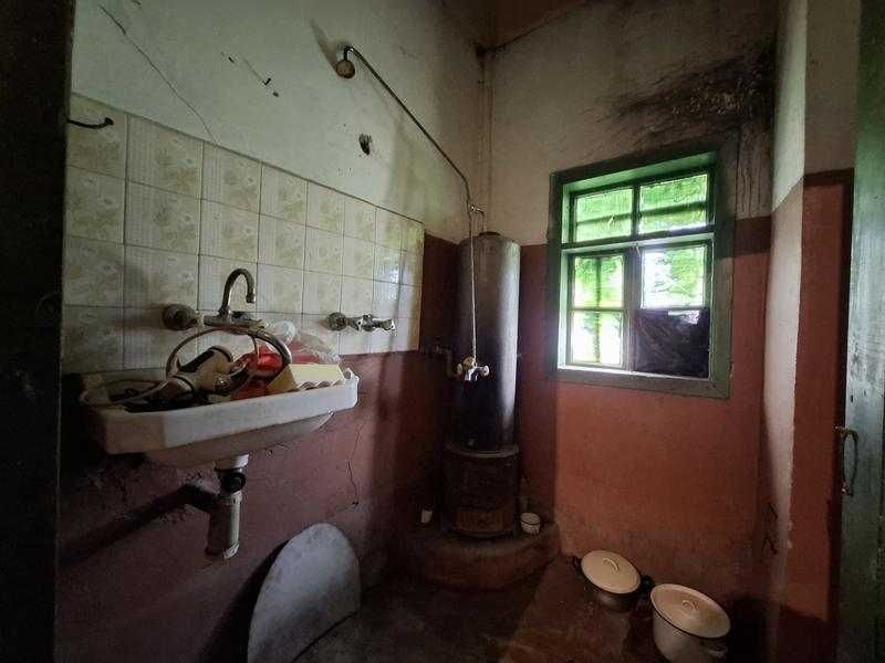 Стара къща за ремонт до Автогарата