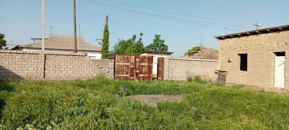 Uy sotiladi 2 xonali viremerka molxona