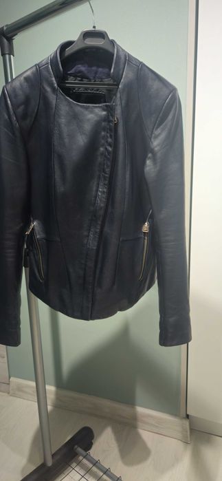 Пиджаки и куртки 42-44р