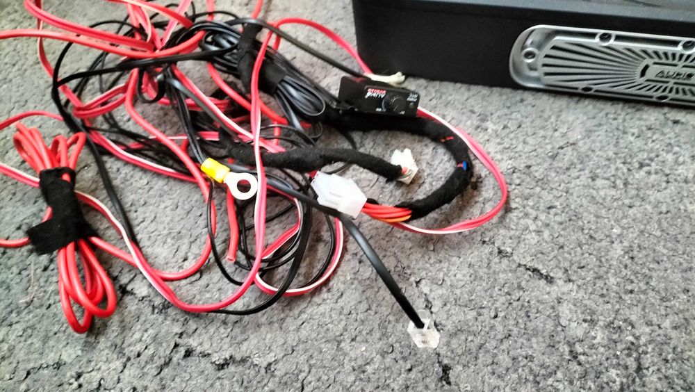 Sistem audio ,auto suplimentar