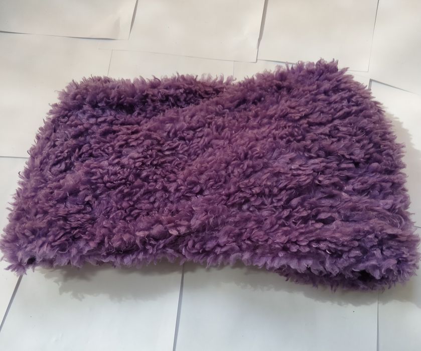 Cinci gulere  noi (mov si bleu)