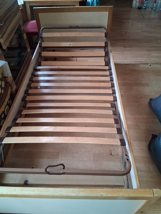 Две легла  от Германия с матрак две лица