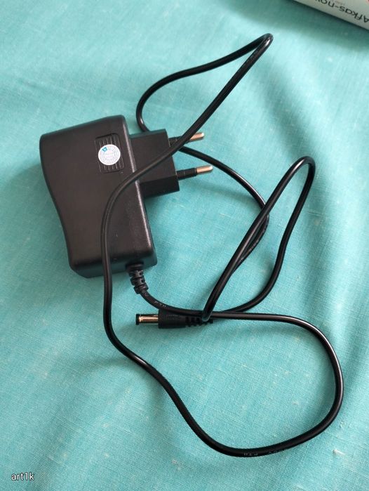 Продам зарядное устройство для массажёра.