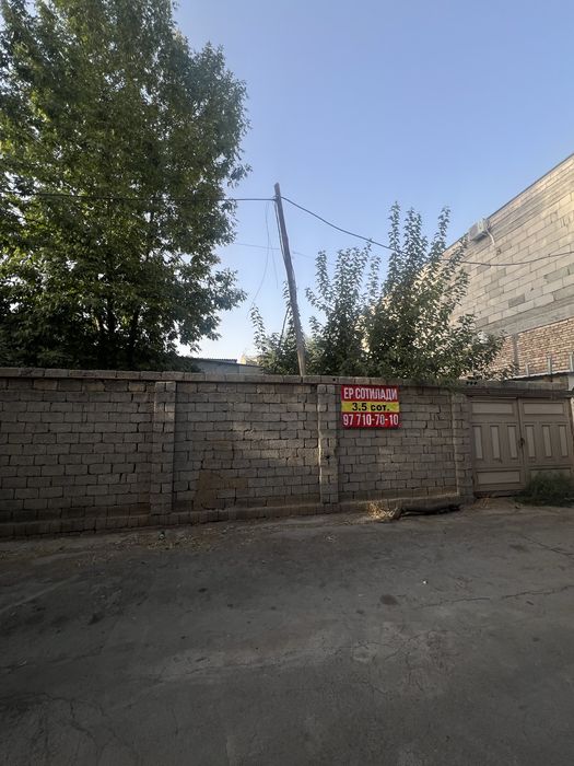 Jarariqda yer sotiladi 3,5sot. 7Kids bogchasini orqasi. 55000$sot