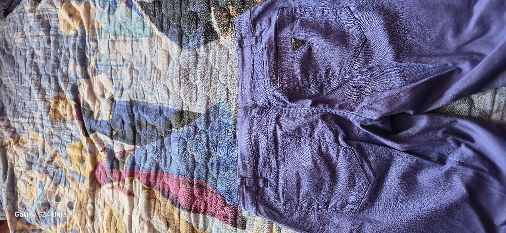 Панталон на Guess