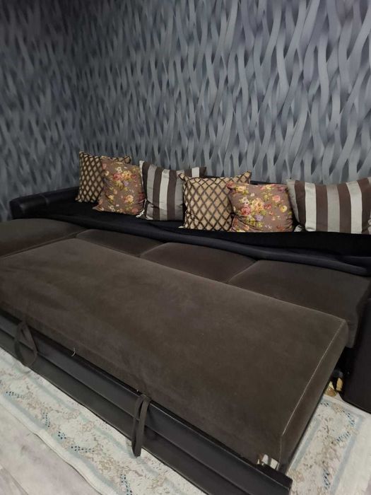 Диван в б/у в хорошем состоянии