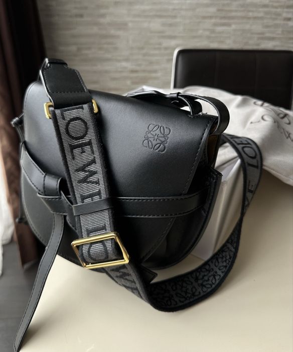 Дамска кожена чанта