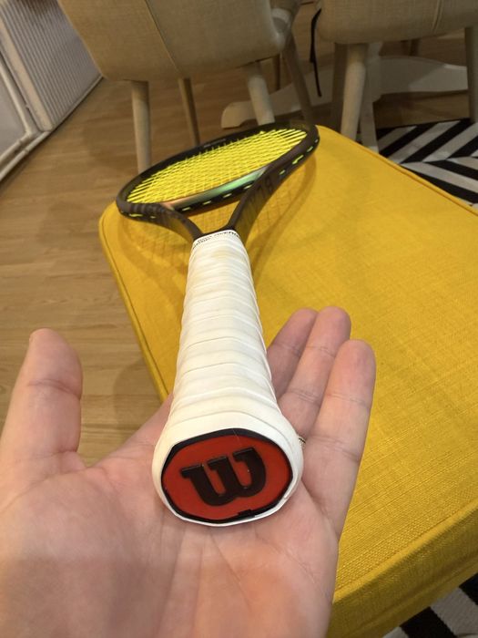 Racheta tenis Wilson Blade 100 v8 300g 16x19