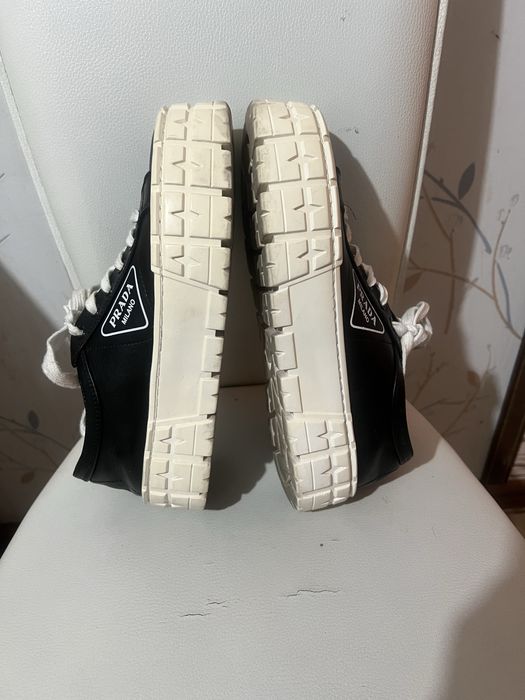 Кеды кожаные Prada