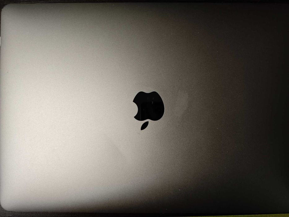 Apple MacBook Pro 13 дюймов