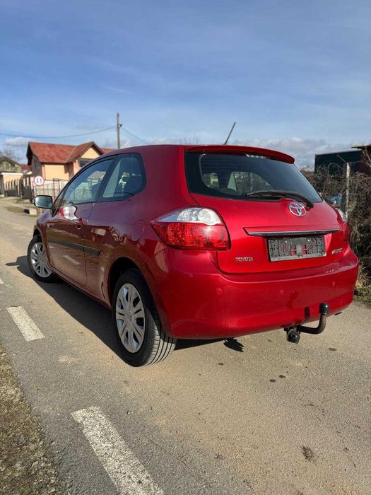 Toyota  Auris  2010, Diesel