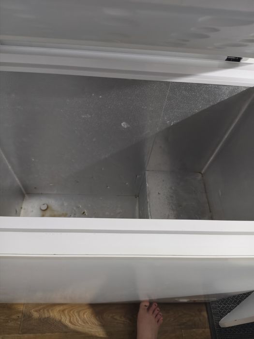 Срочно продам морозилку в отличном состоянии.