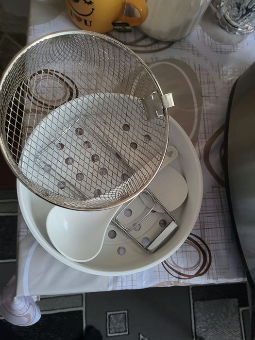 Мультиварка Редмонд