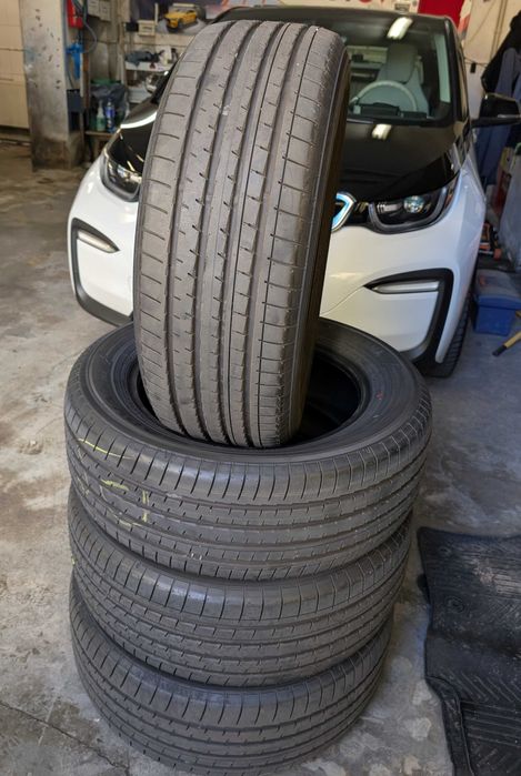 Set anvelope vara Yokohama Advan V61, 235 60 R18 103H, DOT 2025