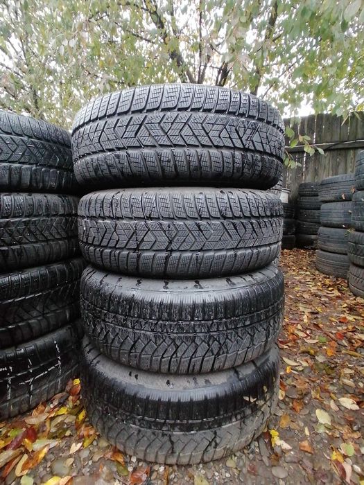 Set 4 Anvelope Iarna Pirelli Scorpion 235 60 R18 Dot 2020