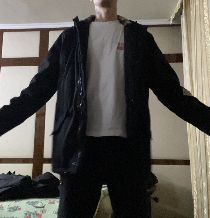 Куртка черная весення