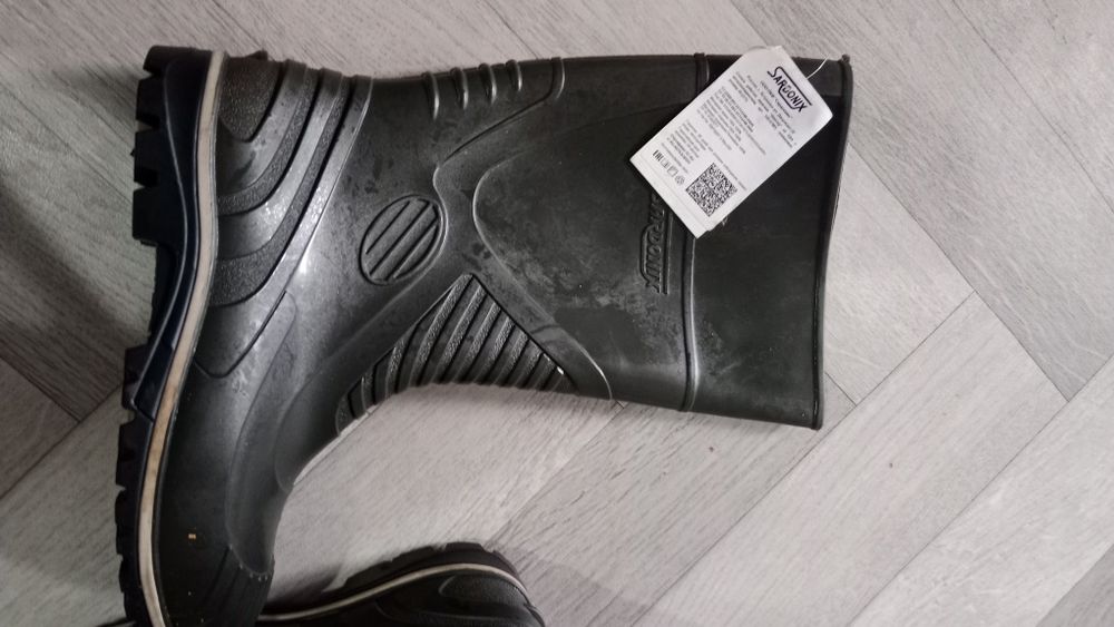 Продам сапоги резиновые