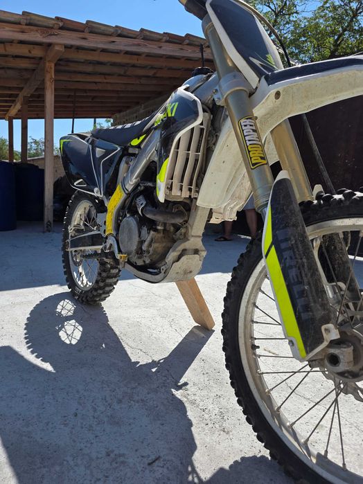 Suzuki rmz 250 4t