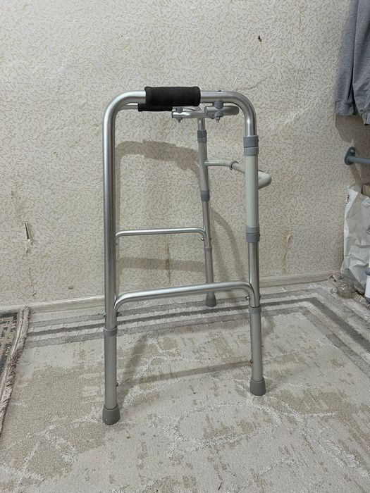 Ходунок для взрослых