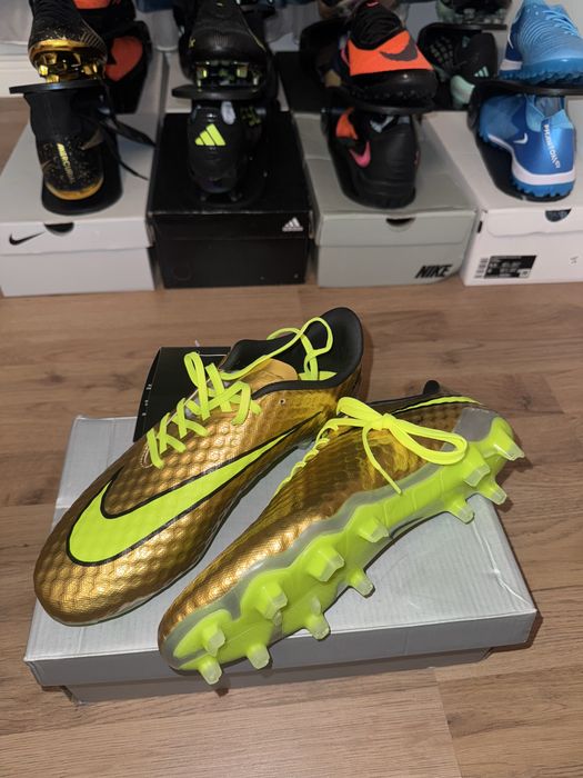 Ghete Fotbal Nike Hypervenom