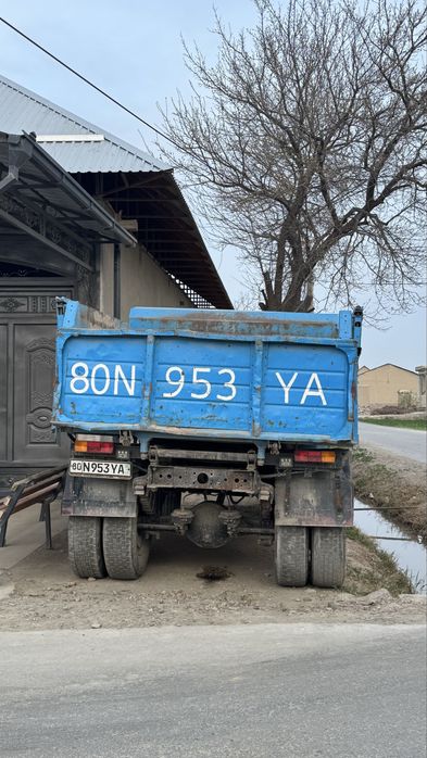 Zil yili 1989 holati ideal motorda ishi yoq balonlari yevro qoyilgan