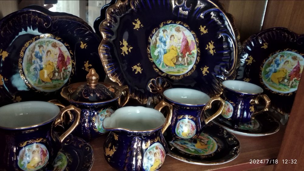 Maddona kamplekt sotiladi