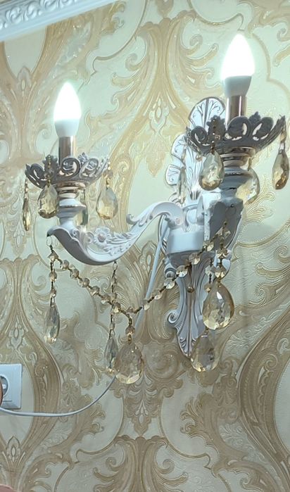 Продам бра очень красивая