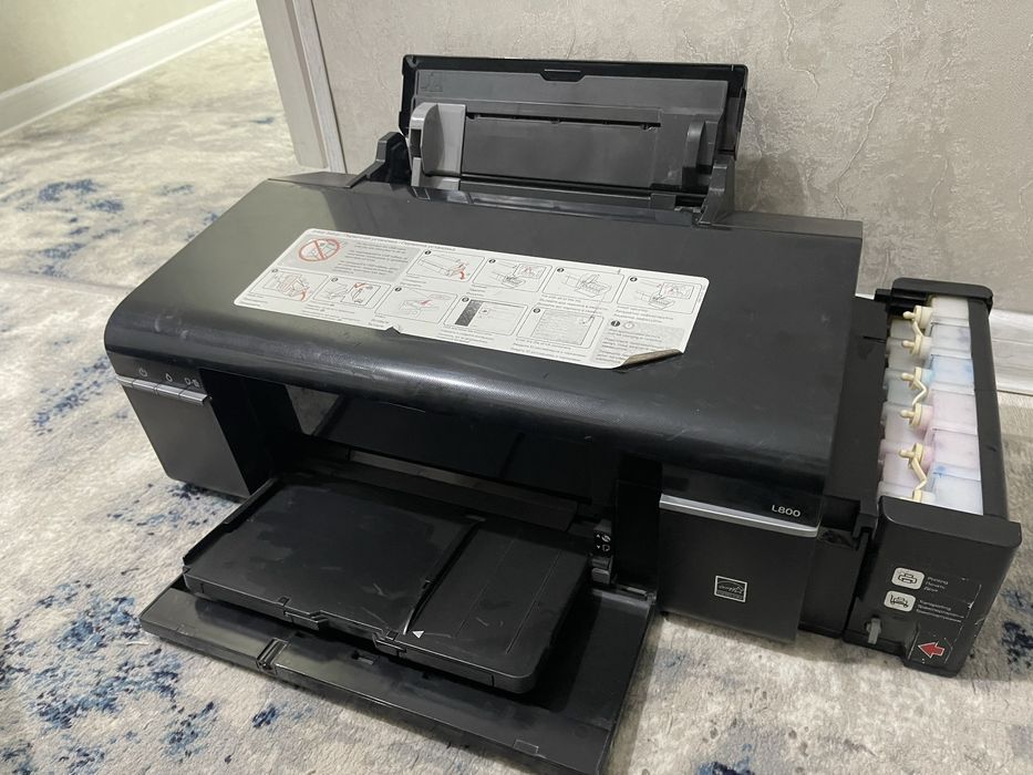 Продам 6ти цветный принтер Epson L800
