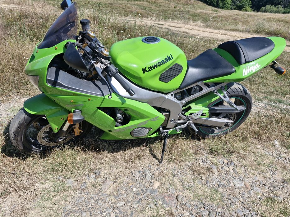 Vând Kawasaki zx6r A2 35kw