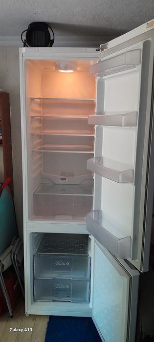 Продам холодильник Beko