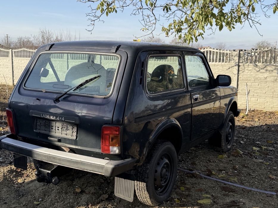 Lada niva 4x4 2015 echipata pentru dezapezire