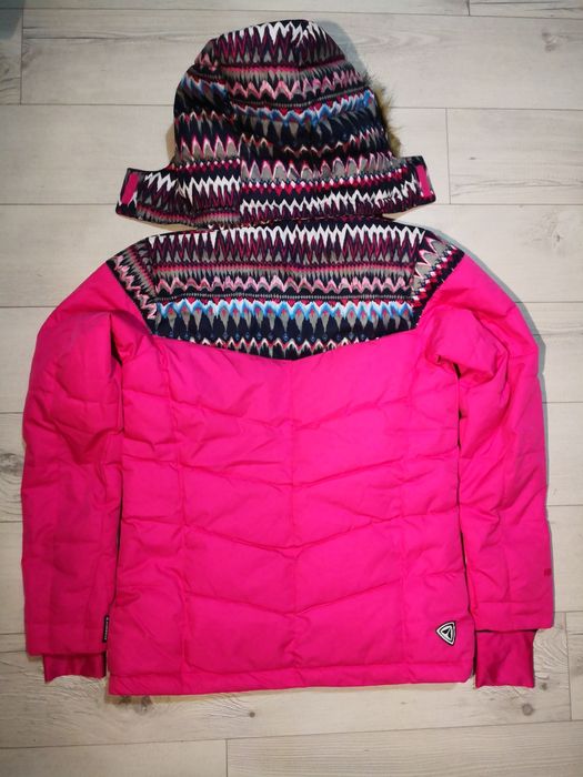 Продавам детско ски яке