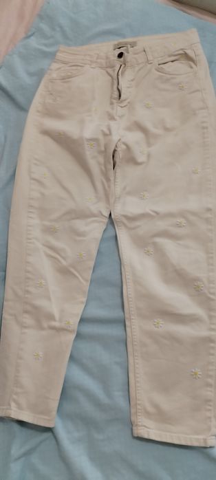 Все одежды по 1-3 тыс  тг