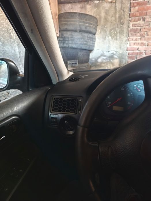 Нов стил въздуховоди за Golf 4