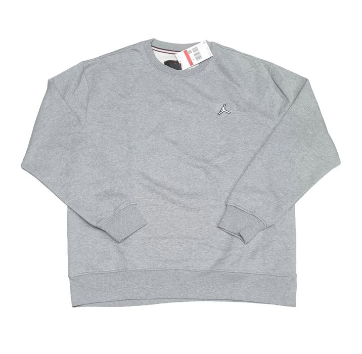 Памучна Блуза Air Jordan

Чисто новo с етикети. 

Размер L

Цена 89 лв