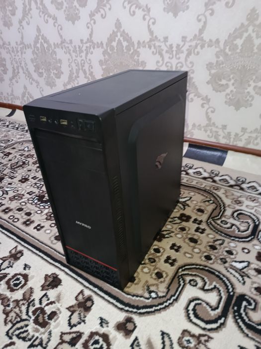 Игровой компьютер i3 + Игровой наушник