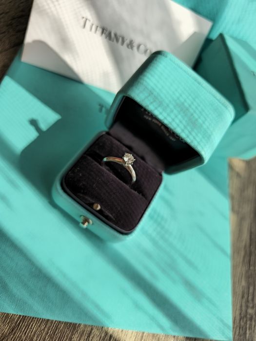 Inel logodna Tiffany platina cu diamant VVS2 F 0.42