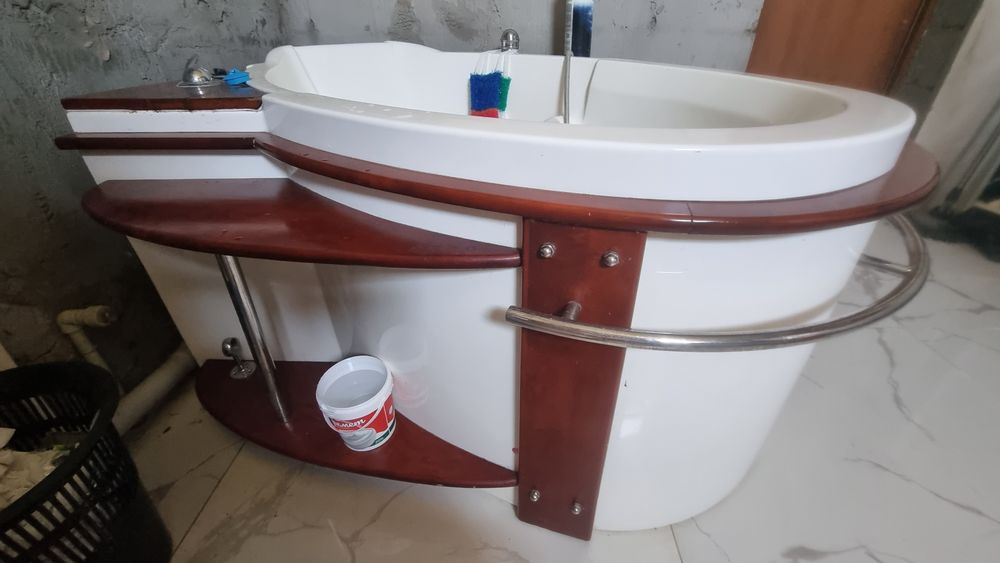 Продам недорого ванную