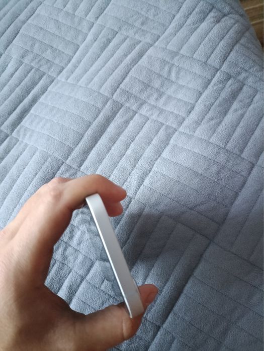 IPhone 16e 100% АКБ