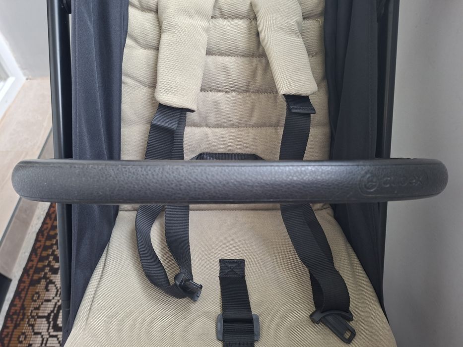 Количка Cybex Beezy