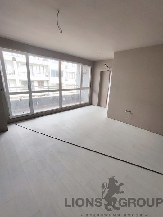 Продава се Двустаен апартамент в Варна, Аспарухово - 64 кв.м за 1532 €/кв.м - Снимка #1