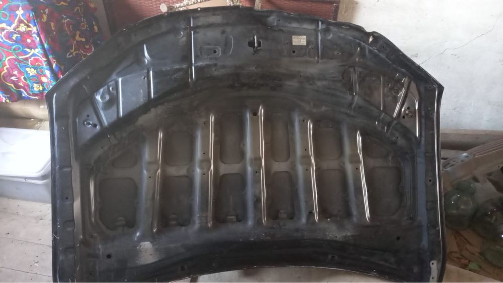 Капот от Камри 50 Европеец в оригинале