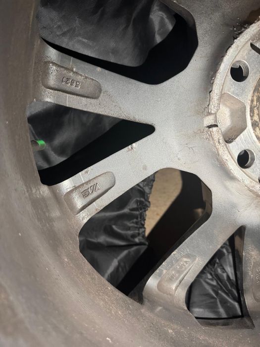 Jante Skoda RS 5x112 pe 18 Anvelope iarna hankook 225/40/18 DOT 2222