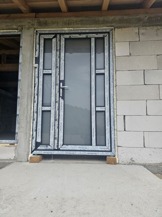 Tâmplărie pvc cu geam termopan